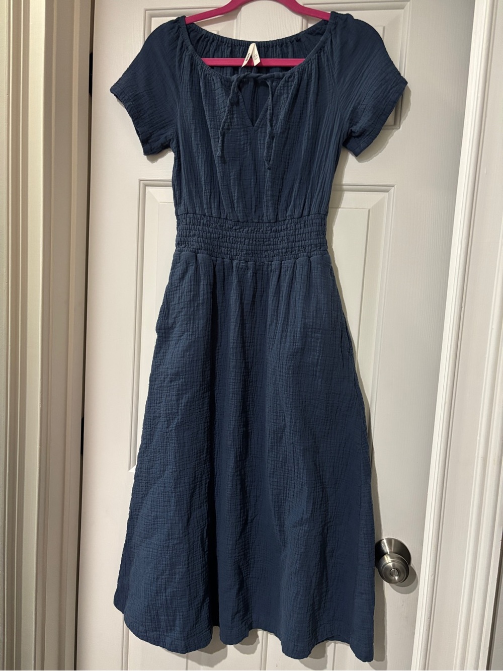 Womenโs Navy Midi Dress with Smocked Waist